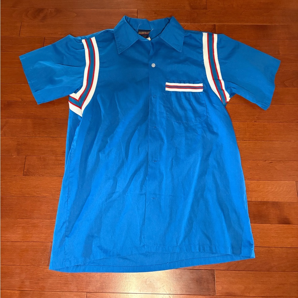 Vintage Hilton Bowling Short Sleeve | $45